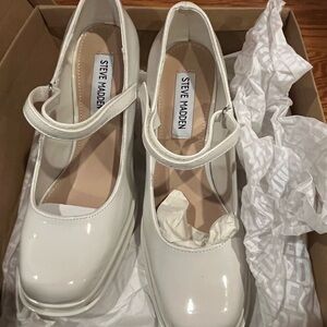 Steve Madden Bone  Patent Leather Mary Jane’s New In Box